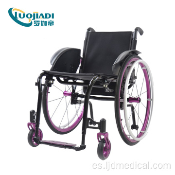 Silla de ruedas manual plegable y liviana en acero que se mueve fácilmente